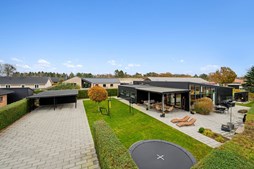 Netop kommet til salg: Moselunden 31 en af Aunings dyreste adresser