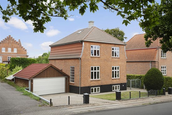 Sdr. Kongevej 8 og 6 andre boliger er kommet til salg denne uge i Kolding - se boligerne her.