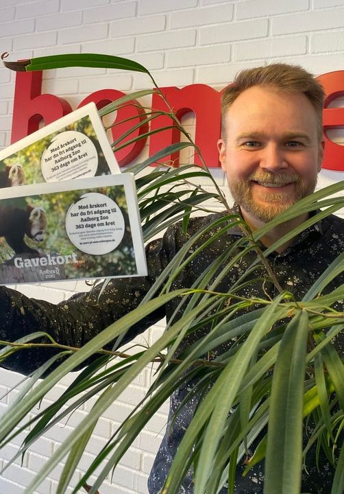 En finger på pulsen i Hals