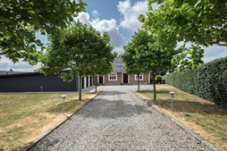 Netop kommet til salg: Mellemager 1 en af Ringes dyreste adresser