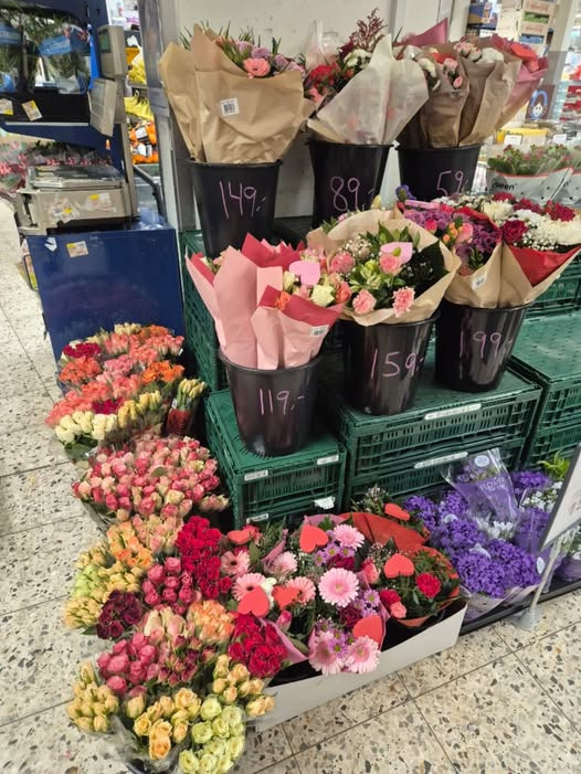 Rema 1000 Rosenkrantzgade tilbyder valentinsbuketter til attraktive priser