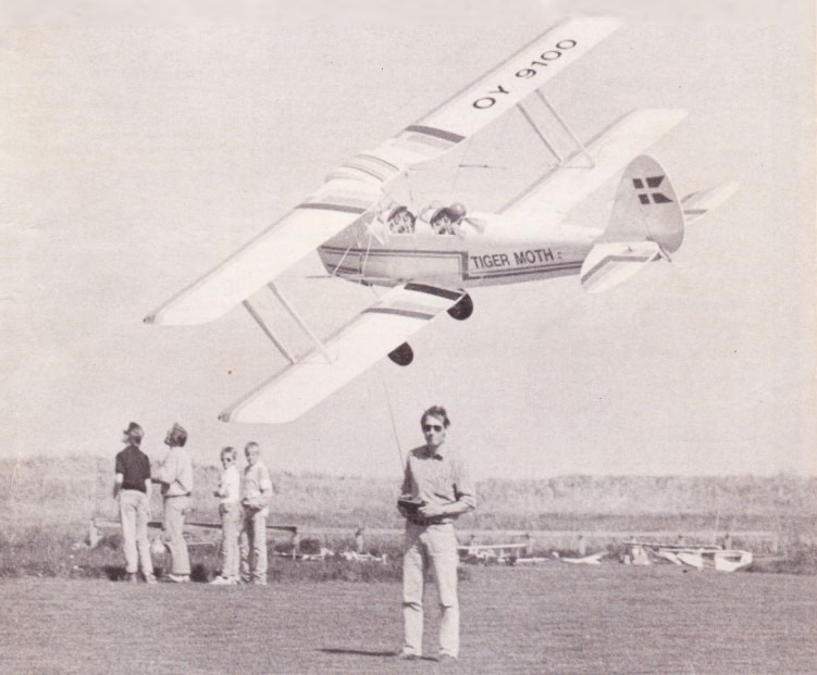 Fejr Hjørring Modelflyveklubs 50 års jubilæum med flyvning og konkurrencer