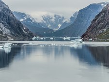 Udforskning af Grønland: Fra historiske ekspeditioner til nutidens klimaforskning