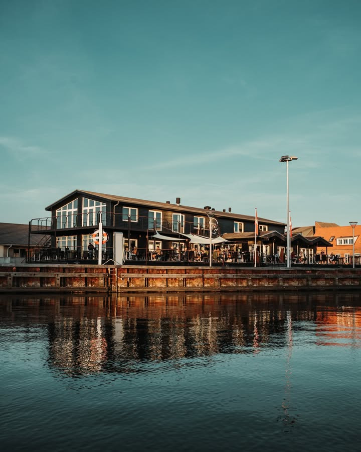 Restaurant Luna Lemvig tilbyder studenterbuffet, tapas og dessertbuffet til studenterfesten