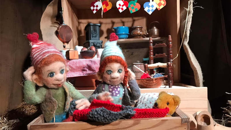 Oplev den magiske juleforestilling "Skidt, Pyt og nissen Hellehopsa Halløjsovs" på Sorø Museum