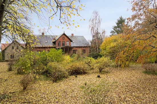 Top 6 over dyreste boliger til salg i Ejby. Priser op til 9.995.000 kr