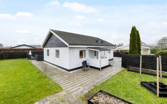 Olsbækhøj 9 til salg for 4,8  mio. kroner - Se 5 andre boliger til salg i Greve Kommune