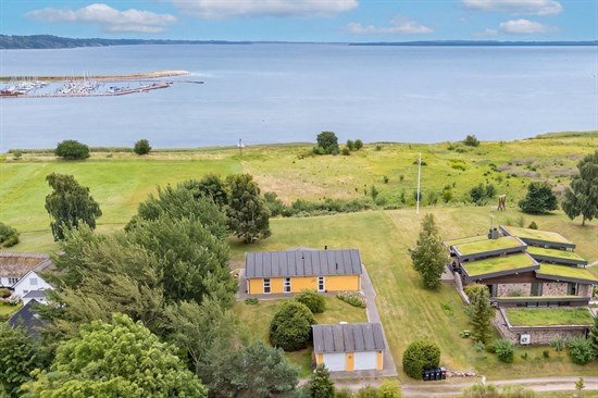 Gl. Møllevej 62 og 2 andre boliger er kommet til salg denne uge i Frederiksværk - se boligerne her.