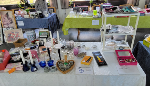 Loppemarked på Ældrecenter Dalvangen: Find unikke fund og støt en god sag