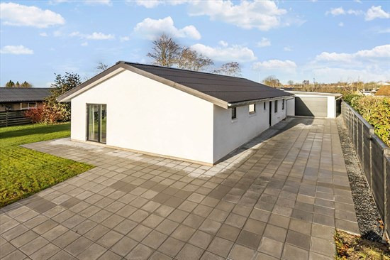 Grundtvigsvej 23 og 2 andre boliger er kommet til salg denne uge i Aars - se boligerne her.