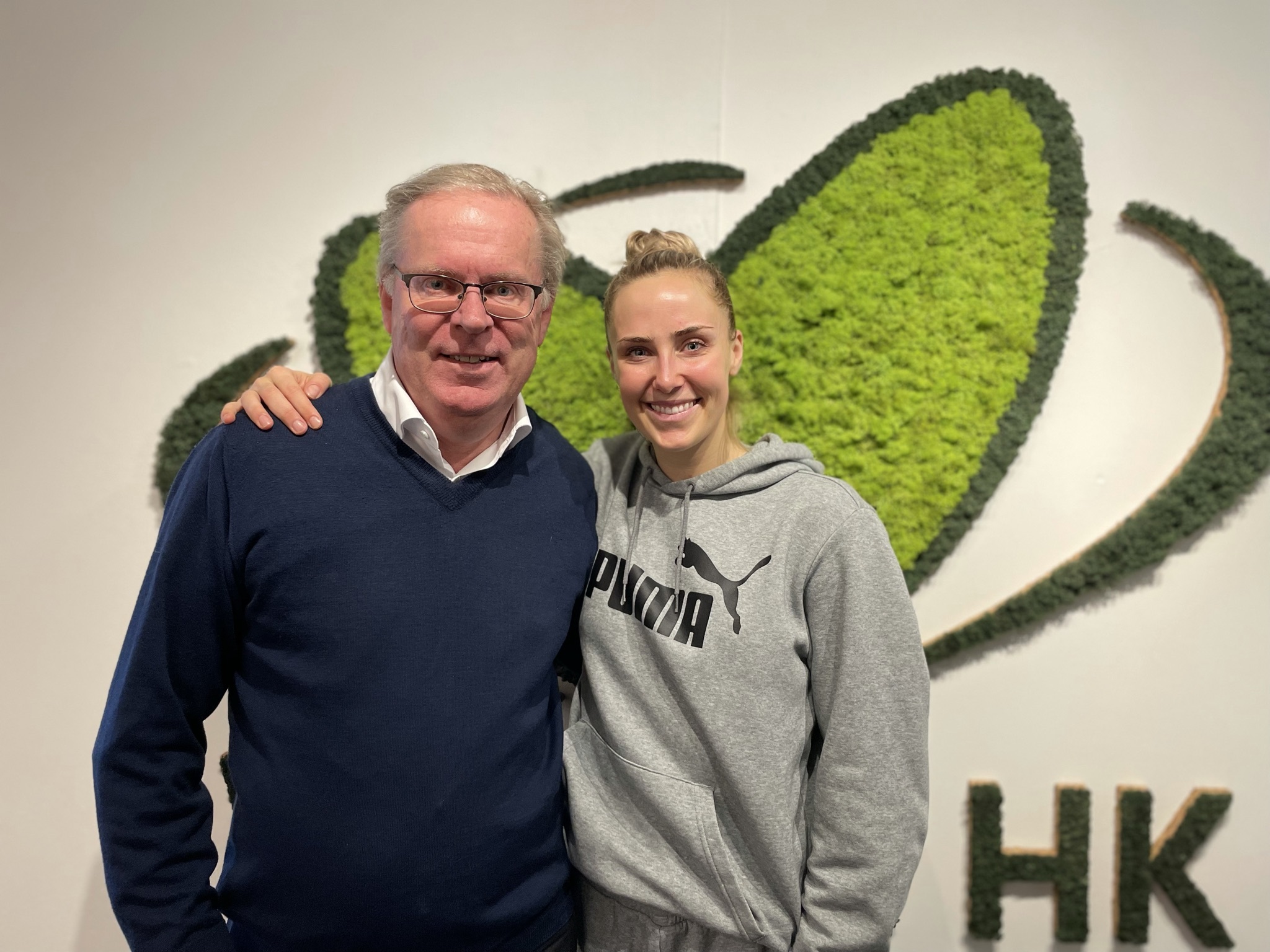 Moa Högdahl forlænger med Viborg HK