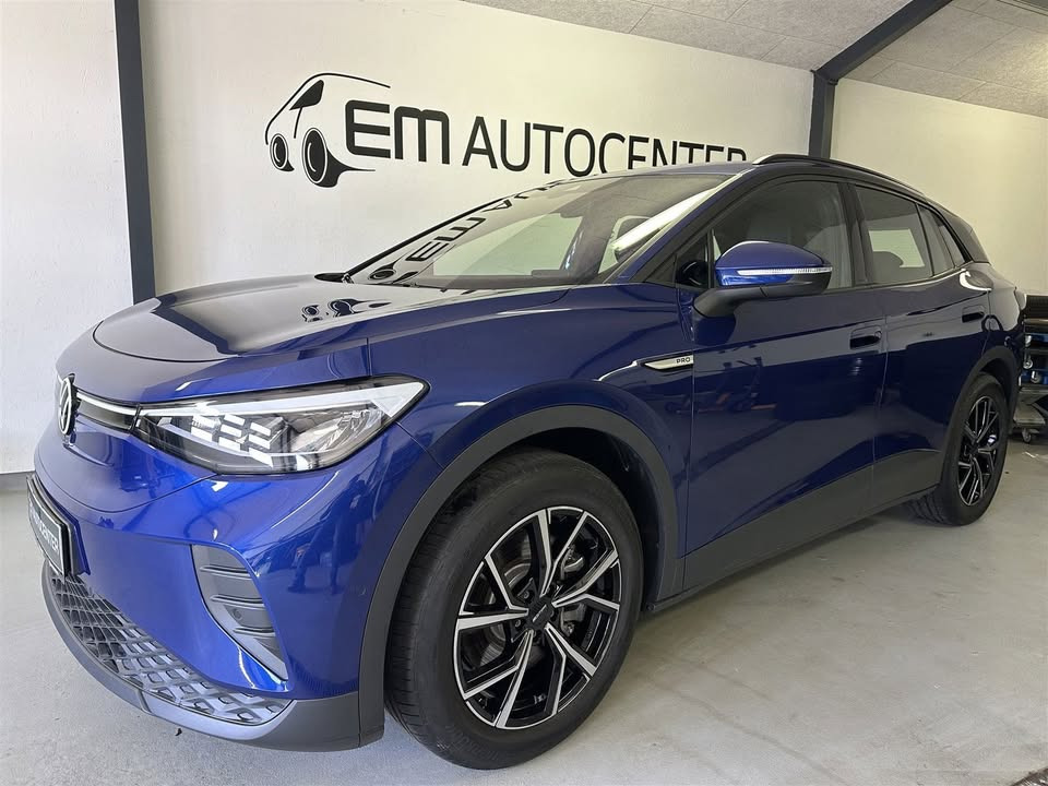 EM AUTOCENTER ApS præsenterer VW ID.4 til din garage