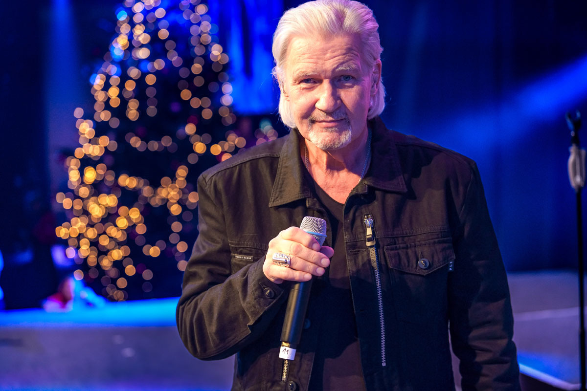 Johnny Logan julekoncert i Aabybro: En tradition du ikke vil gå glip af