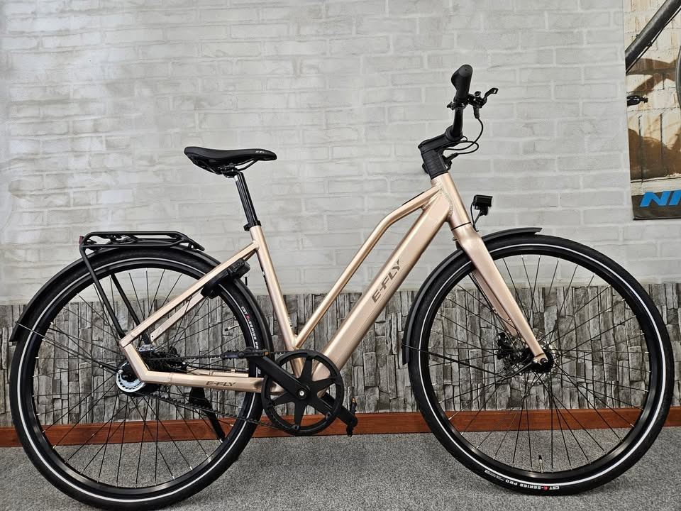 Specialisten v/Jonas Stokbro Thomsen annoncerer: E-Fly EOS elcykel tilbage på lager med begrænset antal