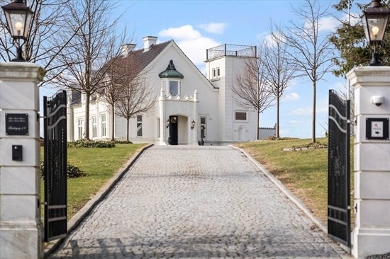 Priser op til 13,0  mio. kroner: Se de dyreste boliger i Frederikssund Kommune