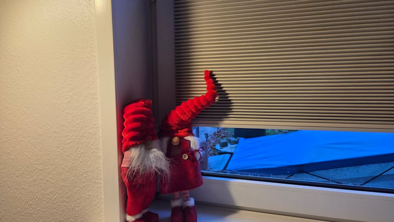 Høj Data ApS gør klar til juleferie med gardinmonteringer i Hjørring