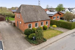 Til salg hos home Brønderslev: Buurholtvej 37, 9700 Brønderslev