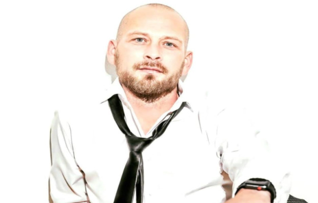 Danni Langager Mikkelsen spiller solo i Vinuniverset