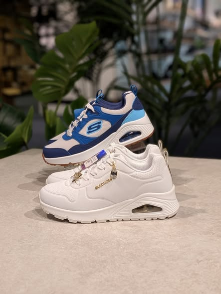 DK Shoes Brønderslev ApS introducerer to nye Skechers sneakers til børn