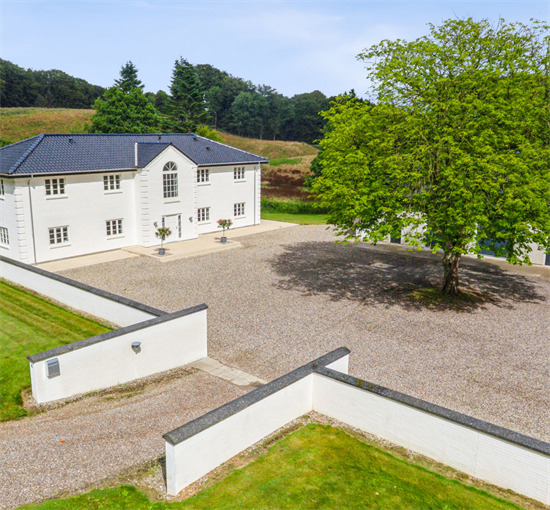 Top 6 over dyreste boliger til salg i Østervrå. Priser op til 27.950.000 kr