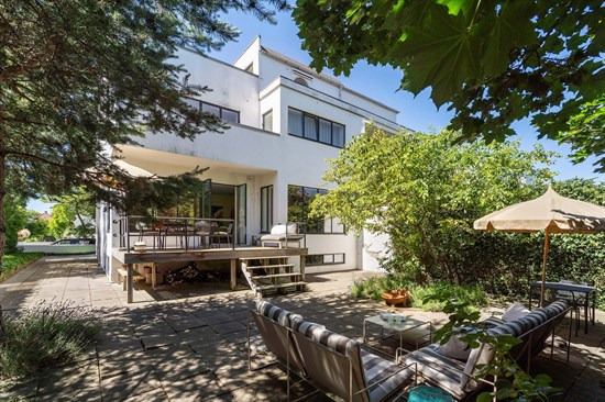 Top 6 over dyreste boliger til salg i Frederiksberg. Priser op til 42.000.000 kr