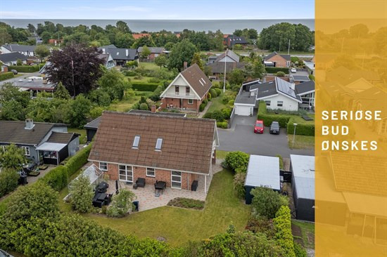 Charmerende og opdateret villa med ideel beliggenhed