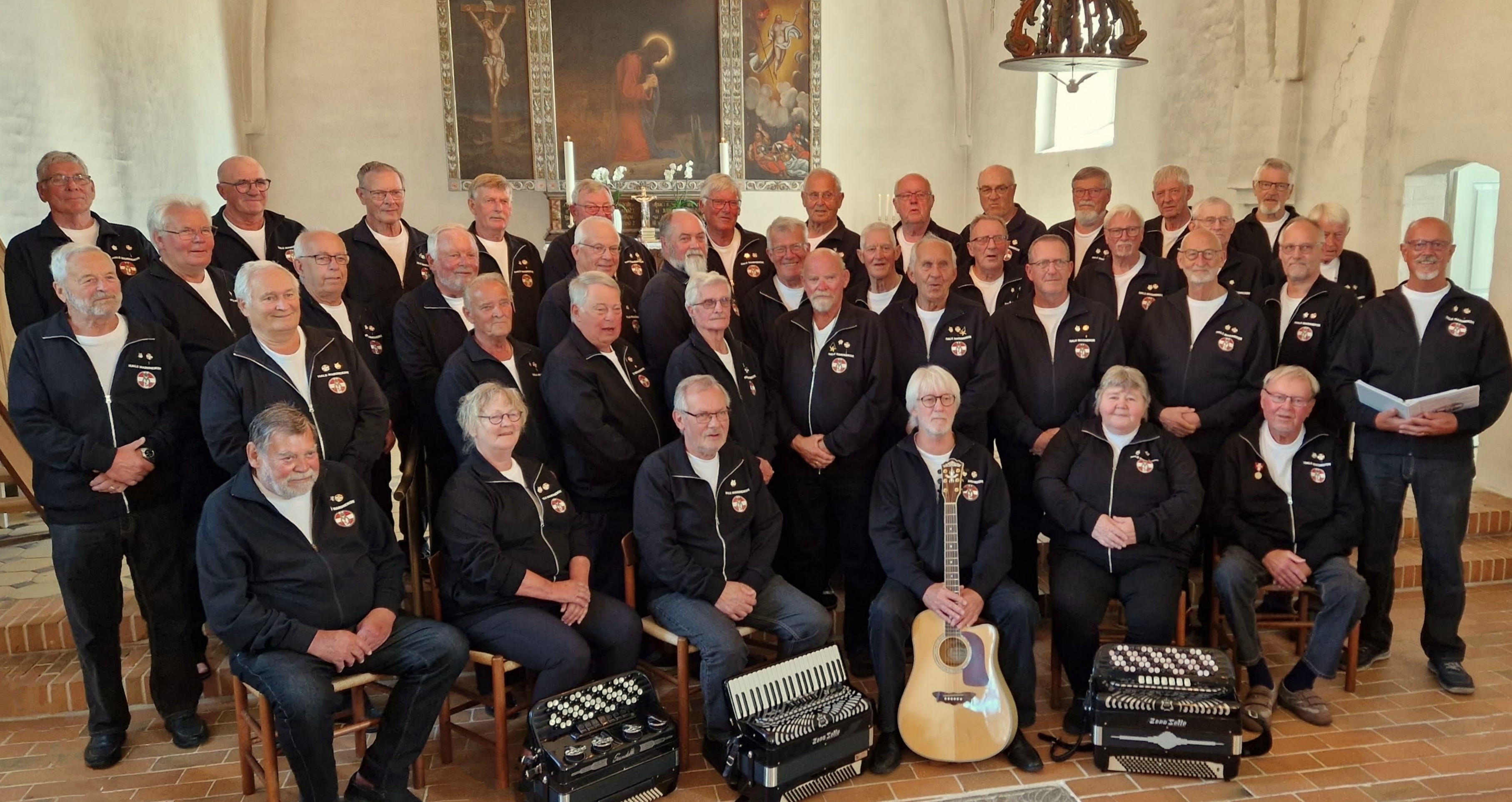 Aftensang på Hals havn: En musikalsk aften ved vandet