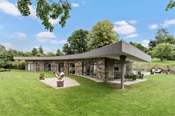 Netop kommet til salg: Skovvangsvej 28B en af Veksø Sjællands dyreste adresser