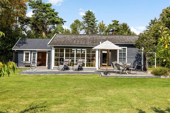 Kløvermarksvej 41 og 1 anden boliger er kommet til salg denne uge i Gilleleje - se boligerne her.