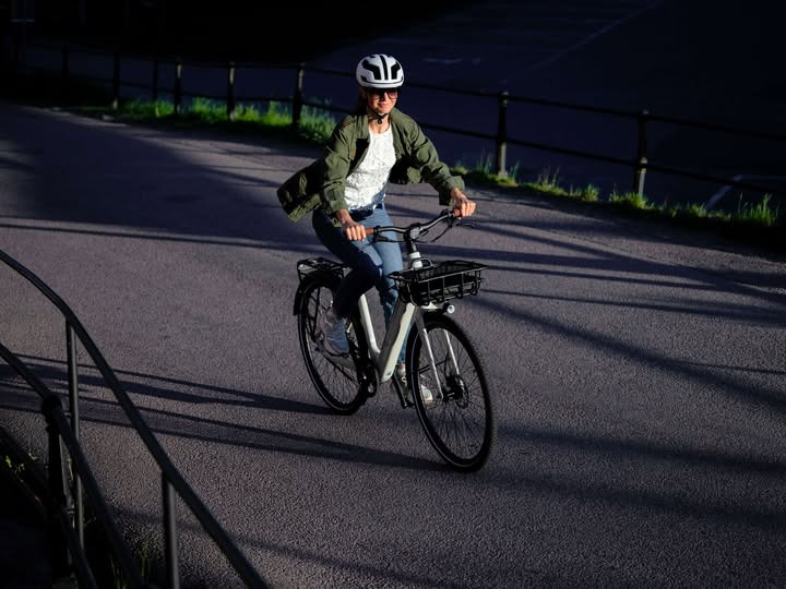 MOSQUITO CYKELCENTER LYSTRUP ApS viser Nishiki Poseidon med el-assistance til 17.999 kr.