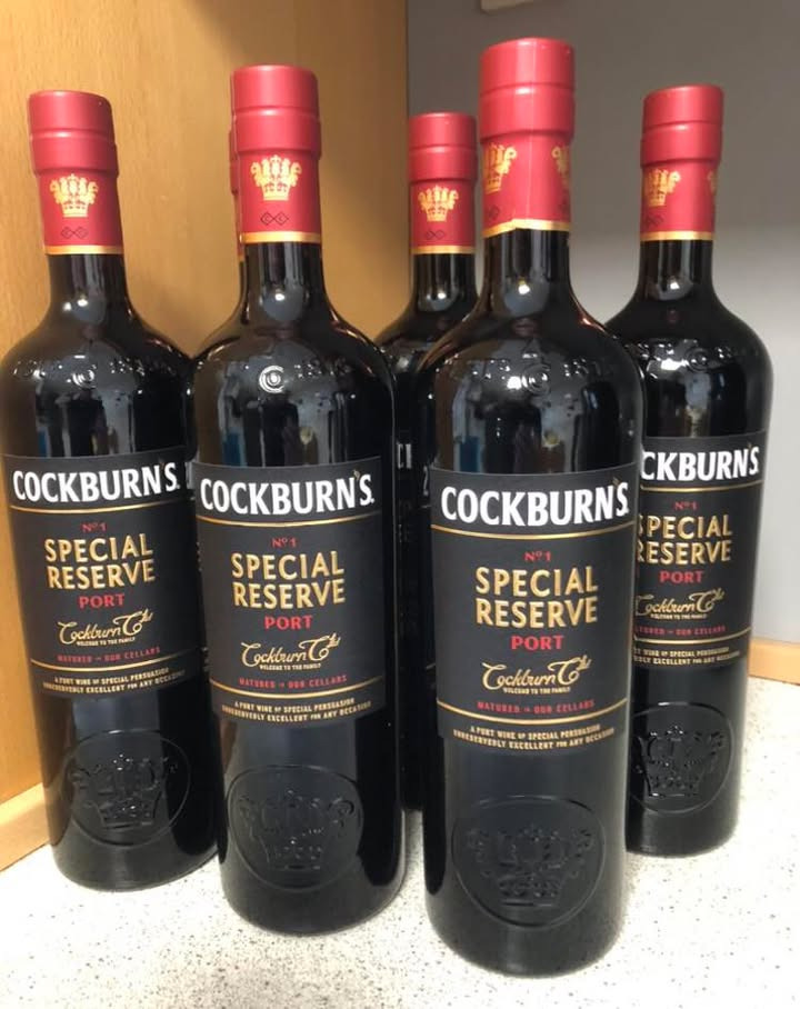 Tilbud på Cockburns Special Reserve Portvin hos Min Købmand Øster Bjerregrav