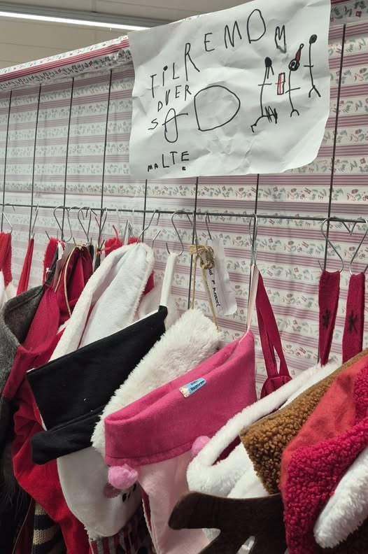 Rema 1000 Slots Bjergby inviterer til julehygge med Remo i morgen