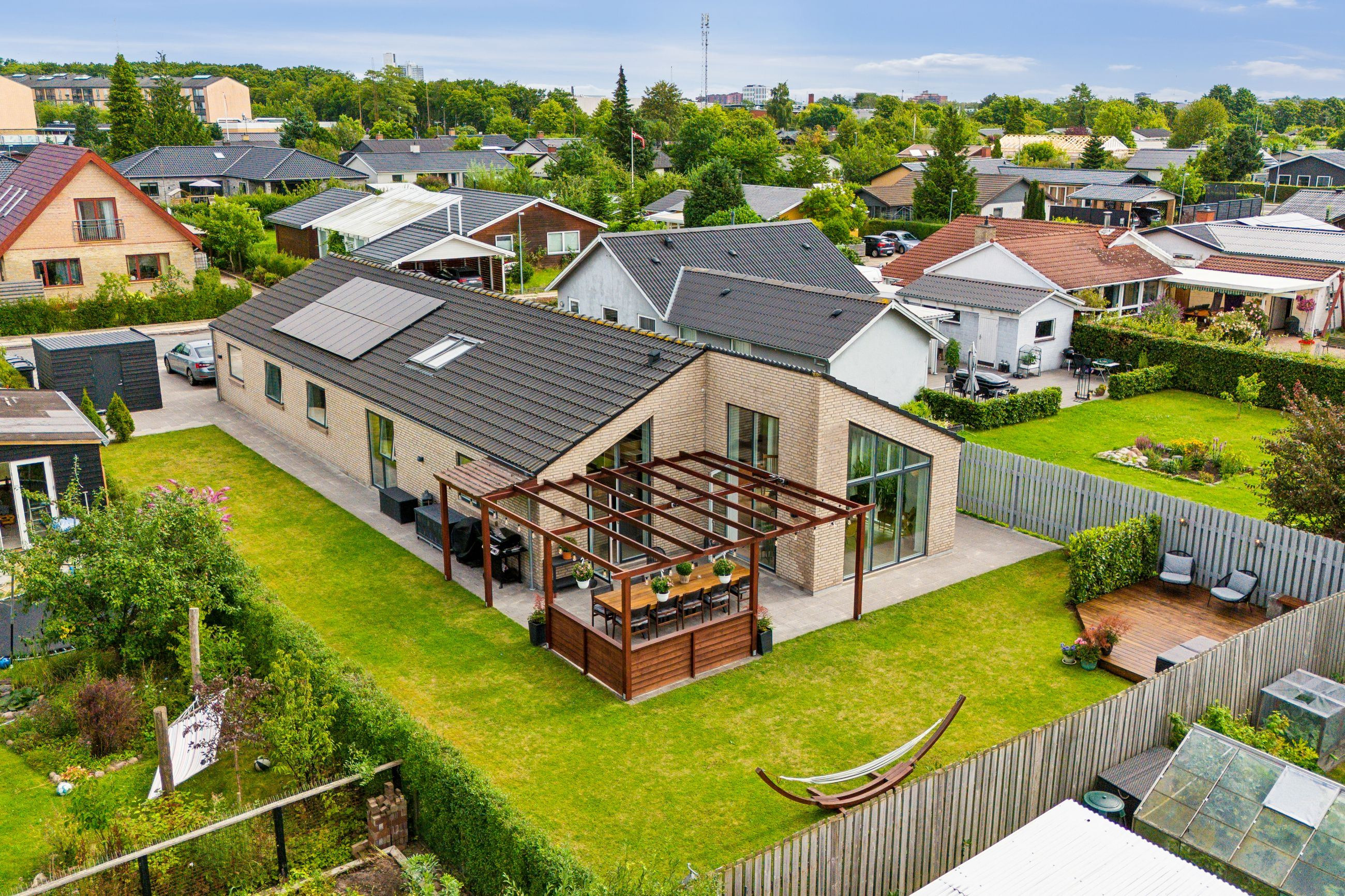 Horsevang 9 til salg for 8,0  mio. kroner - Se 5 andre boliger til salg i Skovlunde