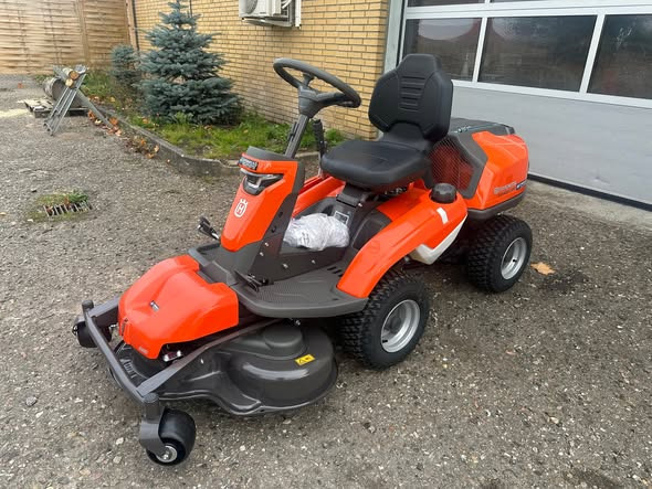 SB Lindgaard A/S sælger Husqvarna 316TsX AWD til glad kunde
