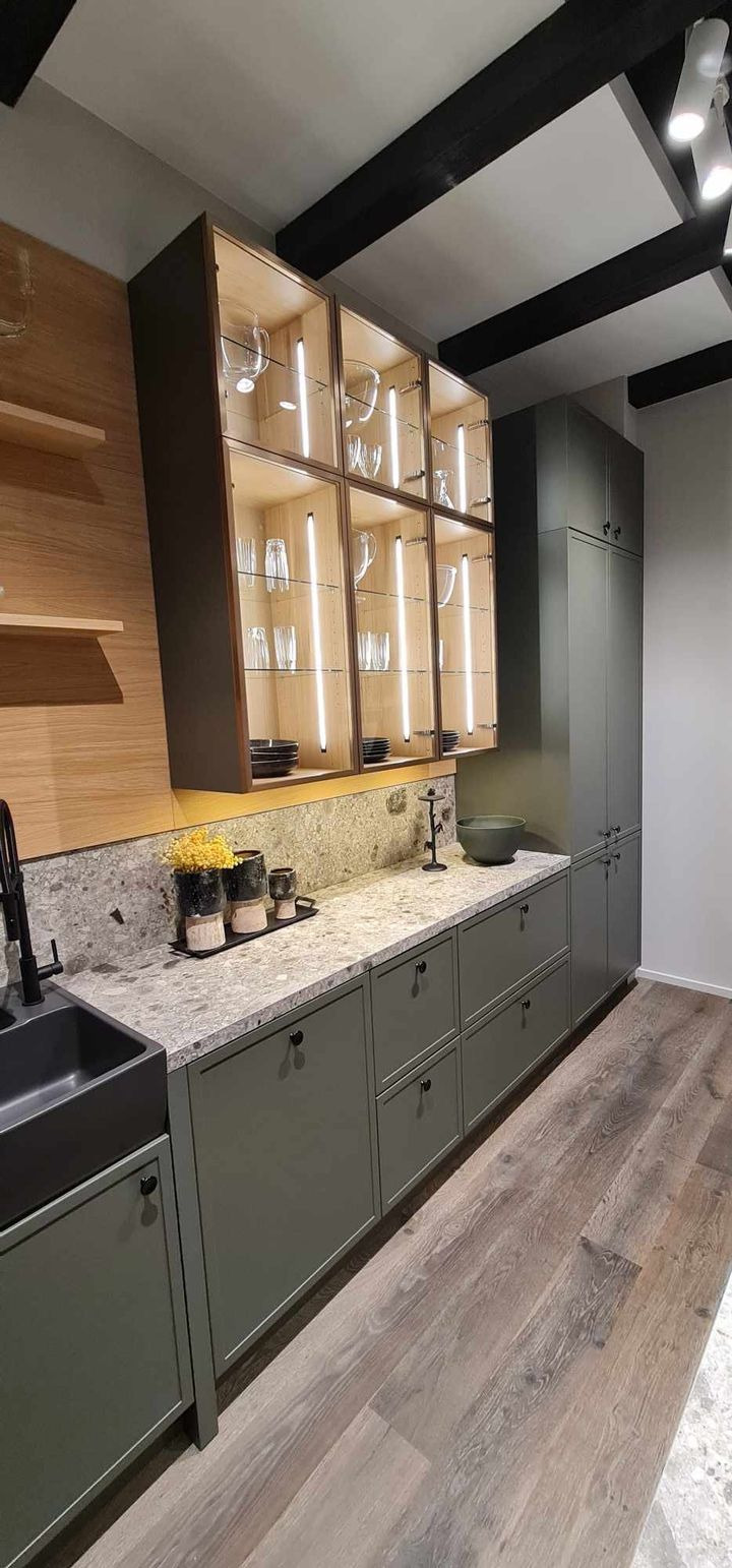 Bessmann Køkkener præsenterer Häcker Køkken som det eneste miljøneutrale køkkenbrand i Danmark