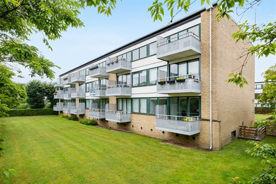 Usserød Kongevej 35B er til salg for kun 2.095.000 kr.: Se de billigste boliger til salg i Hørsholm her