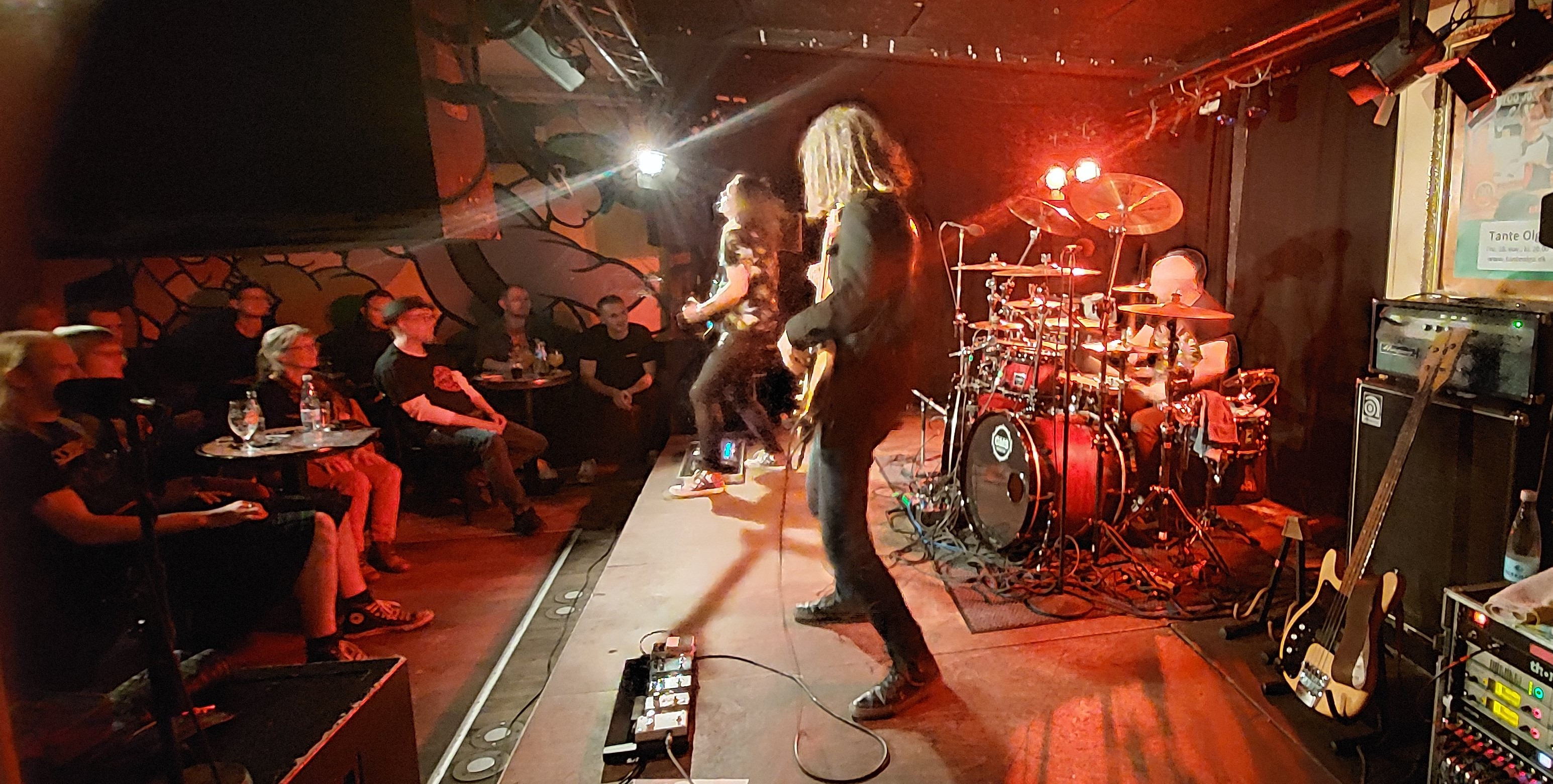 Oplev en enestående aften med Søren Andersen på Tante Olga