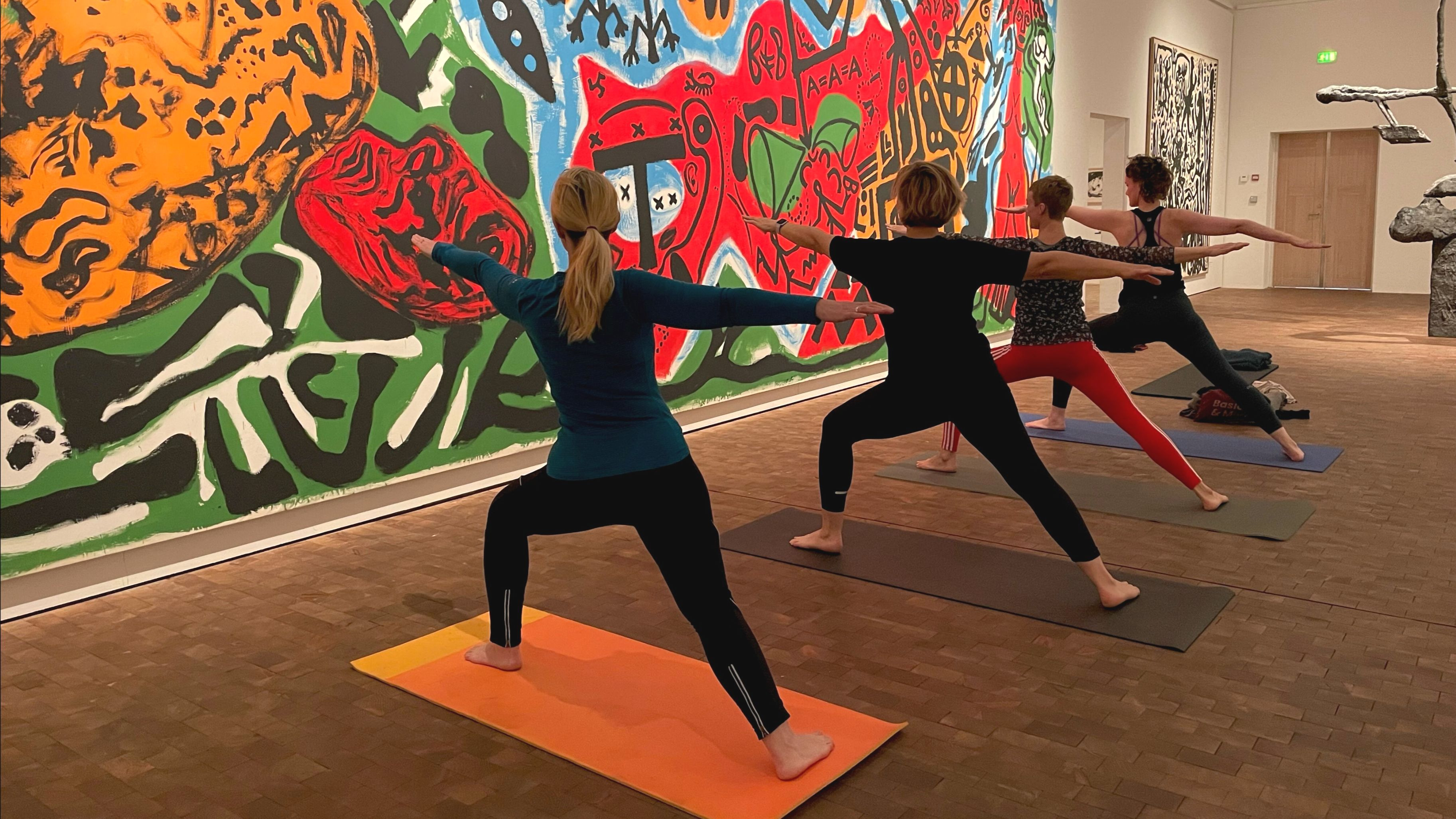 Yoga og kunstoplevelser på Museum Jorn