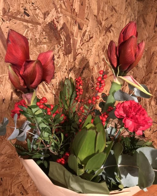 Fynbogården Blomster ApS klar til julebuketterne: Bestil nu til afhentning eller levering