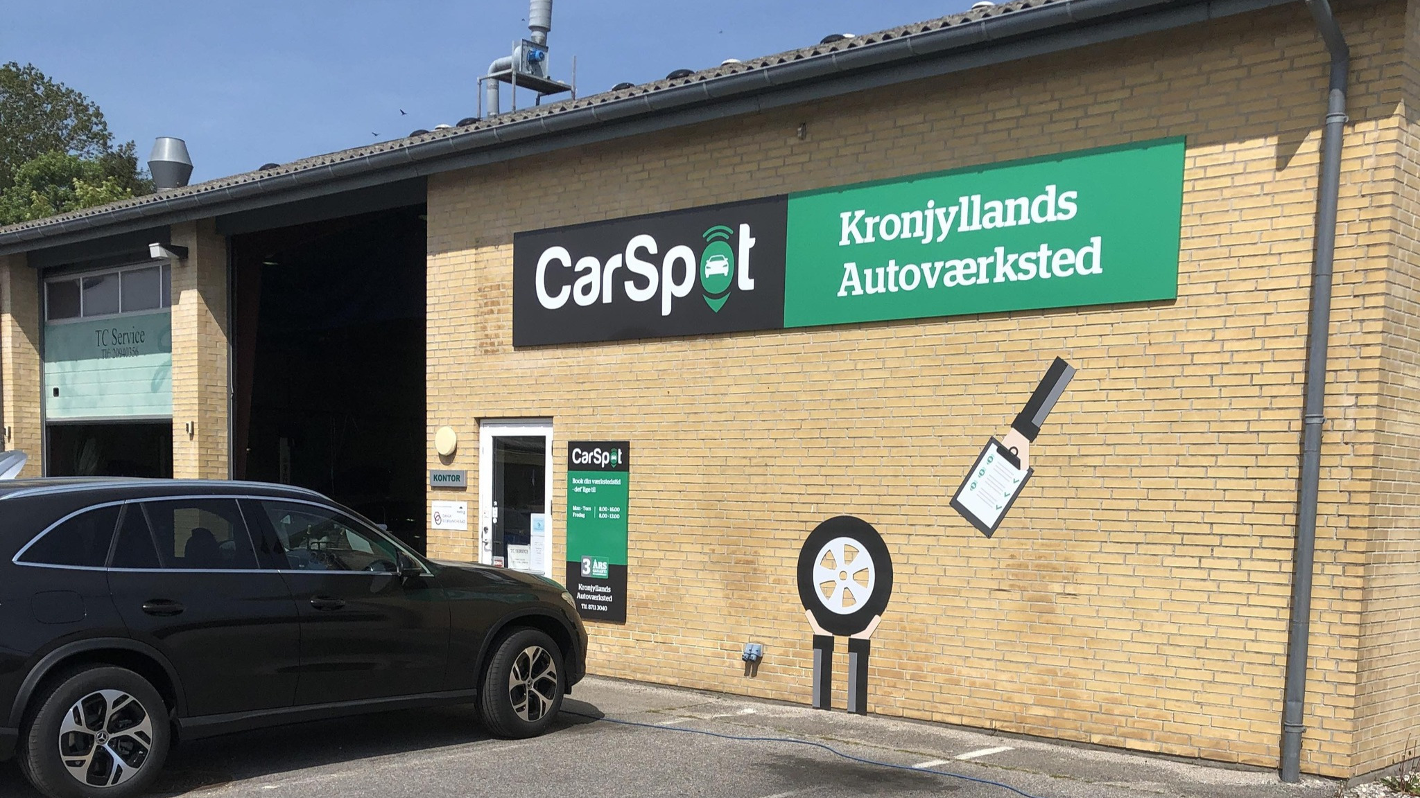 Søren Broch Frederiksen står bag Kronjyllands autoværksted: Dit lokale autoværksted i Randers