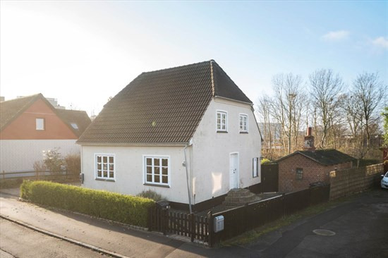 Egedevej 5 til salg for 1,5  mio. kroner - Se 5 andre boliger til salg i Faxe Kommune