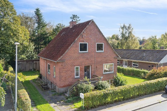 Vestbirkvej 45 er til salg for kun 400.000 kr.: Se de billigste boliger til salg i Østbirk her