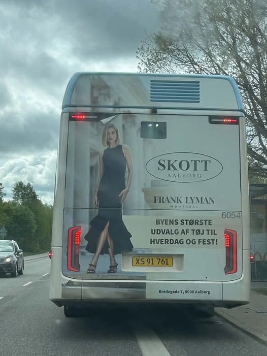 Skott Aalborg glæder sig til en travl weekend i butikken