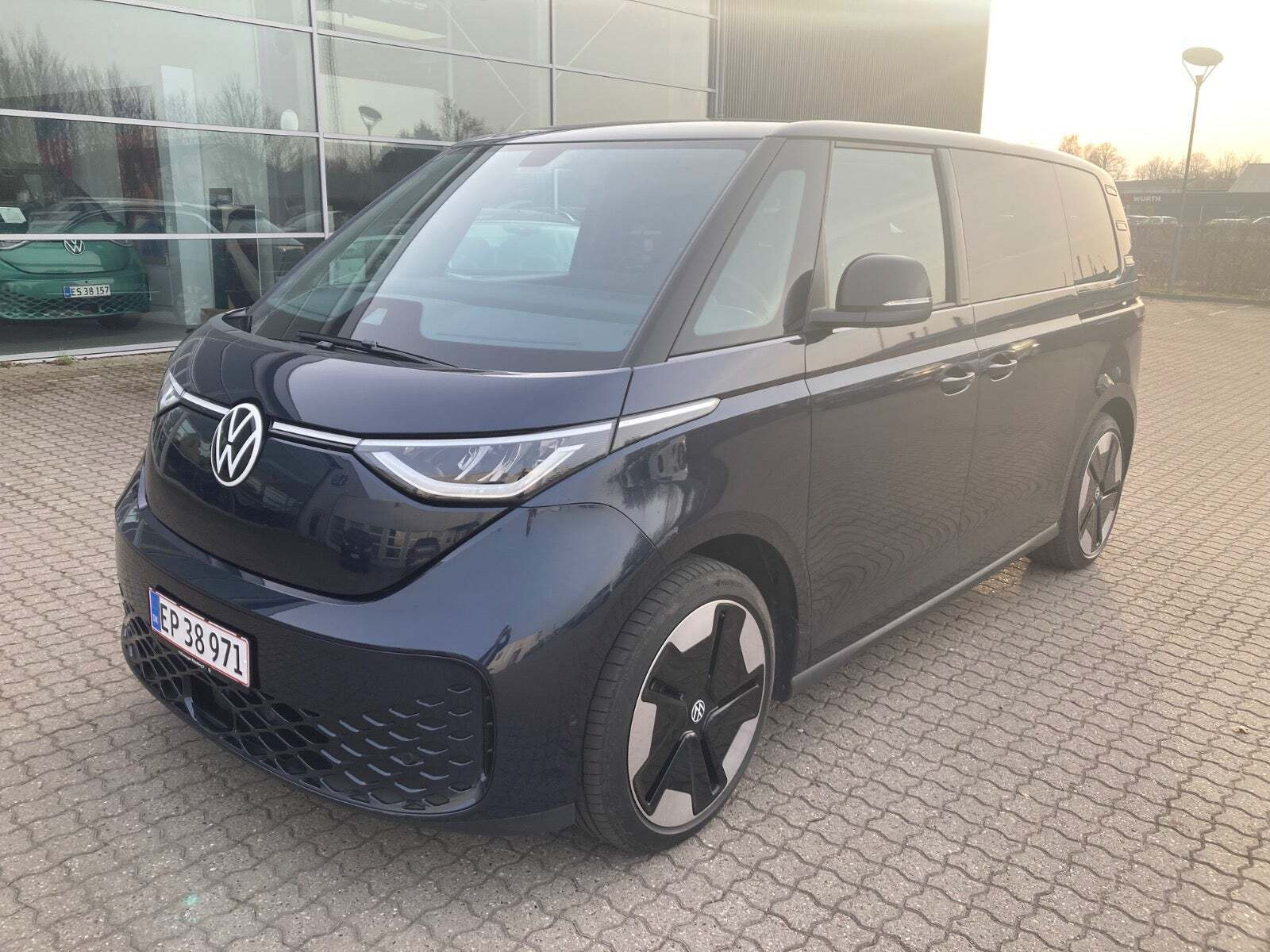 Biler netop sat til salg i Nykøbing F