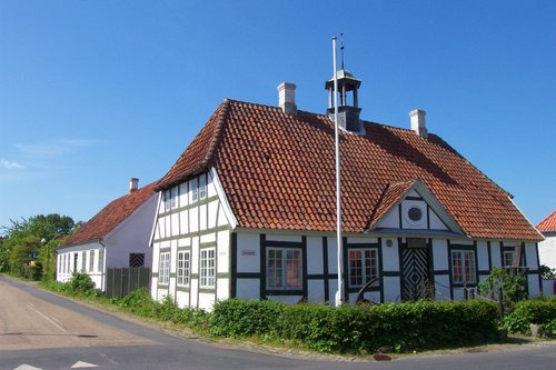 Guidede rundture i Troense: Oplev byens historie og kultur
