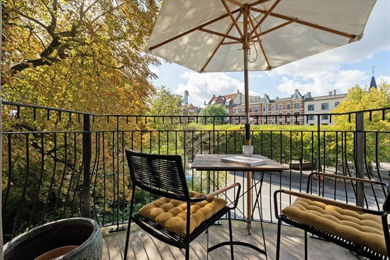 Allegade 24A og 2 andre boliger er kommet til salg denne uge i Frederiksberg - se boligerne her.