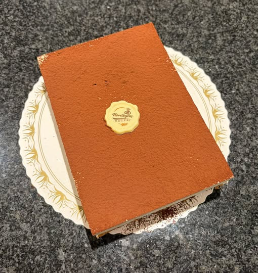 Nordbyens Bageri præsenterer ny tiramisu kage