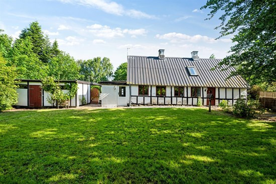 Lemminggårdsvej 4 er til salg for kun 897.700 kr.: Se de billigste boliger til salg i Hasselager her