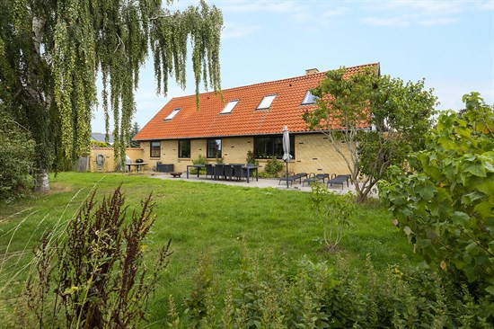 Brynhildvej 13 og 1 anden boliger er kommet til salg denne uge i Stenløse - se boligerne her.