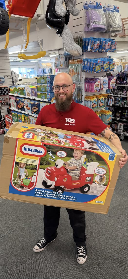 KiDS Coolshop tilbyder Little Tikes gåvogn brandbil til 499 kr.